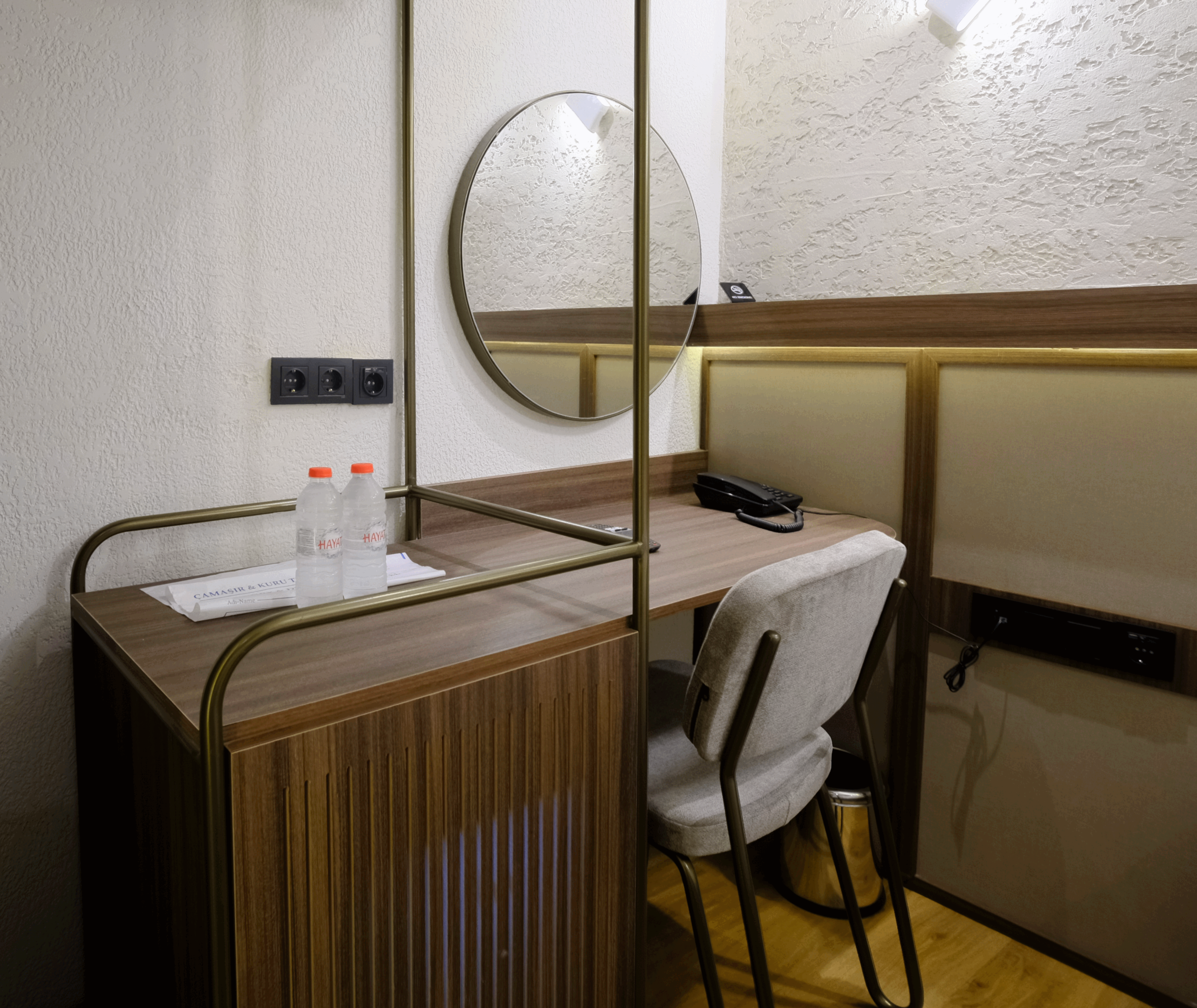 The Rizon Hotel Detaylar