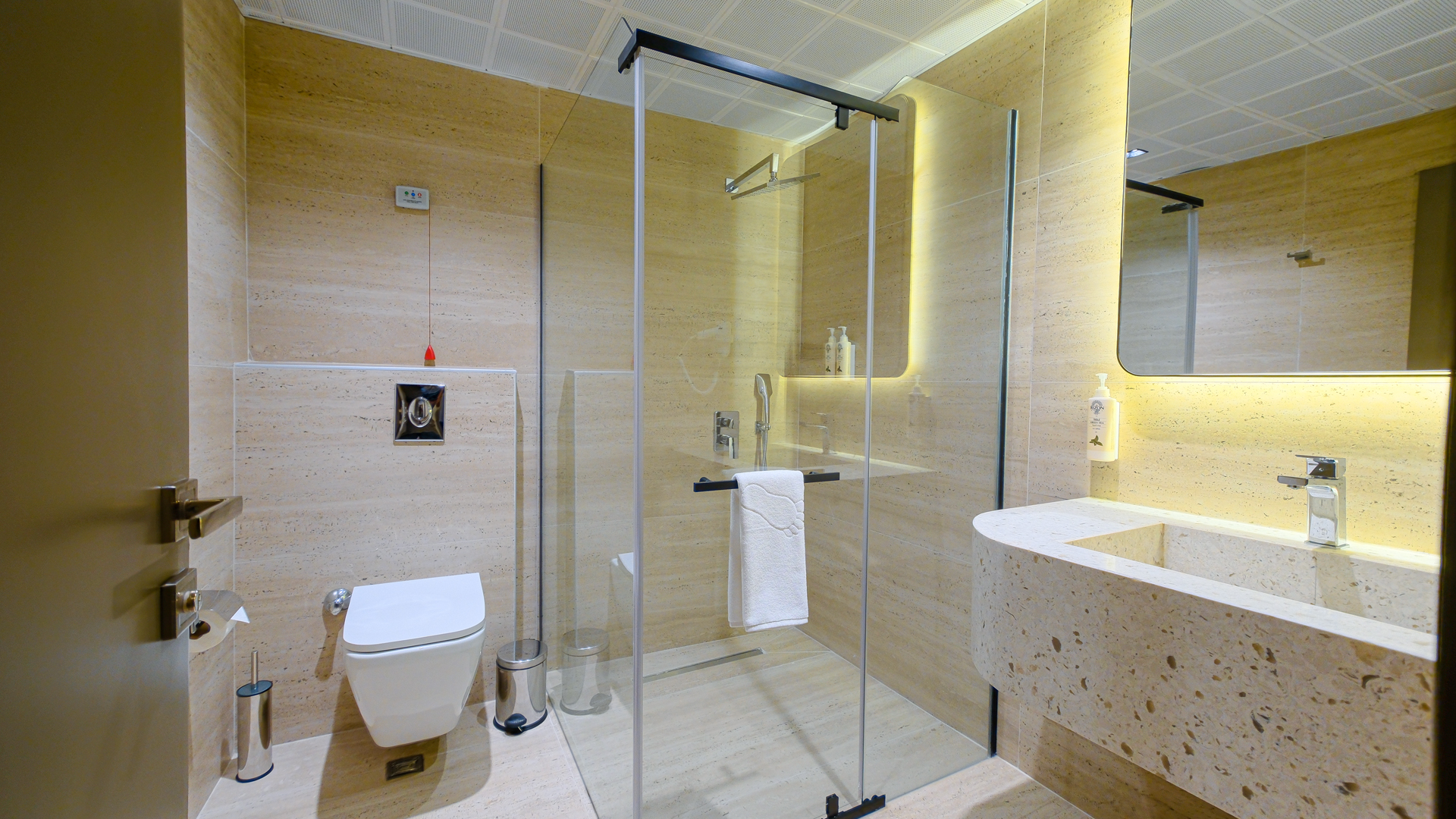 The Rizon Hotel Suite