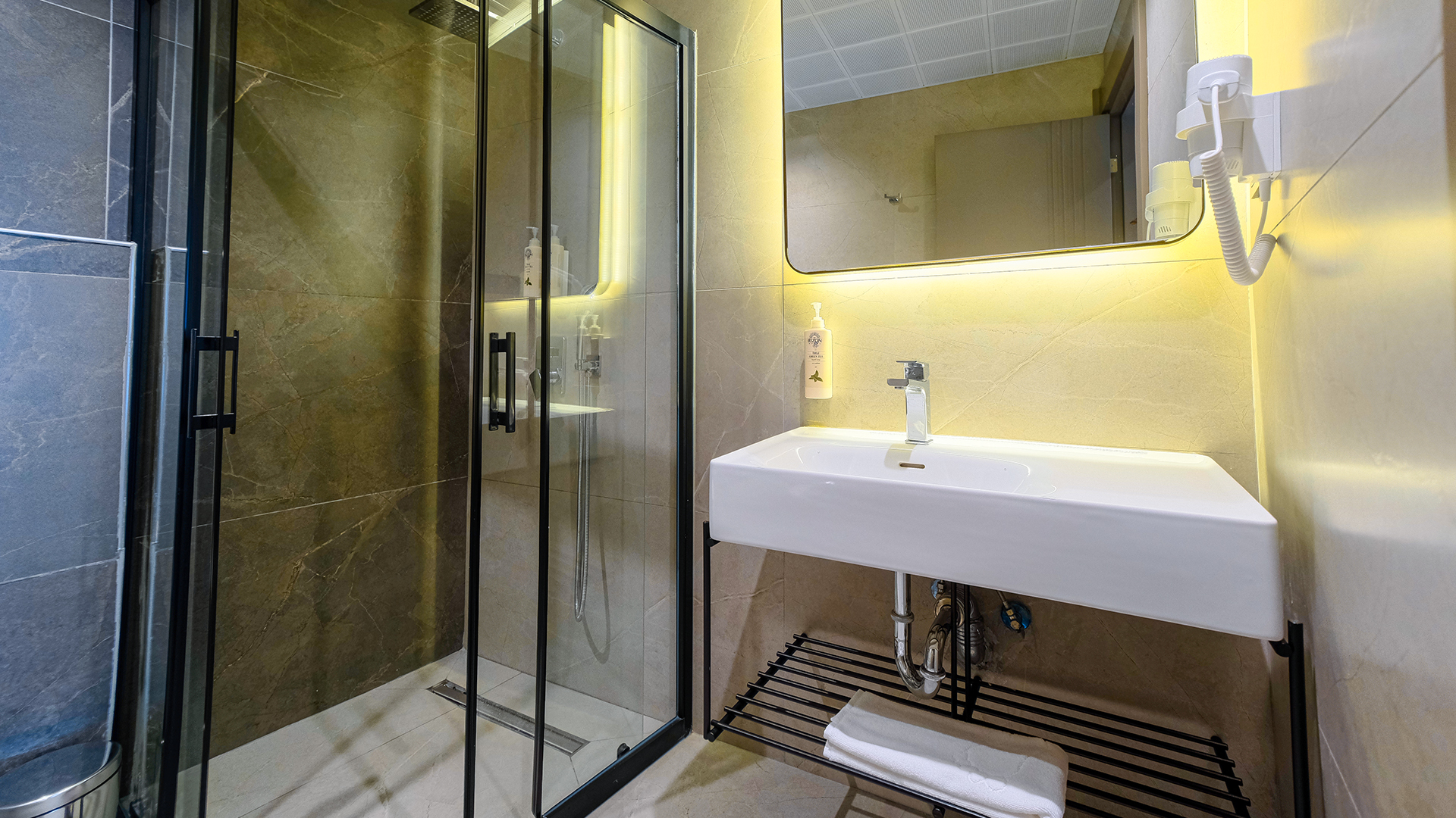 The Rizon Hotel Antalya Şehir Oteli