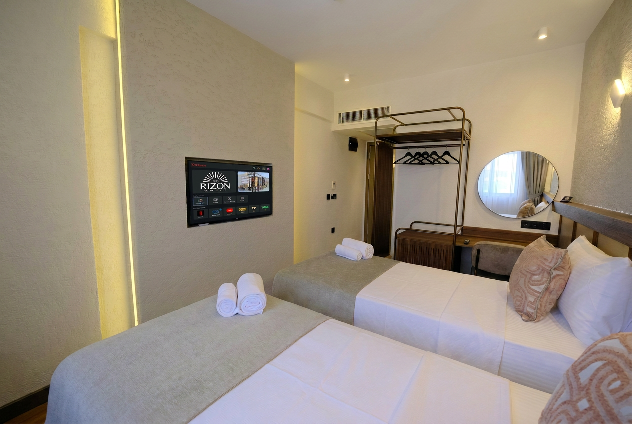 Standard Room with Twin Beds